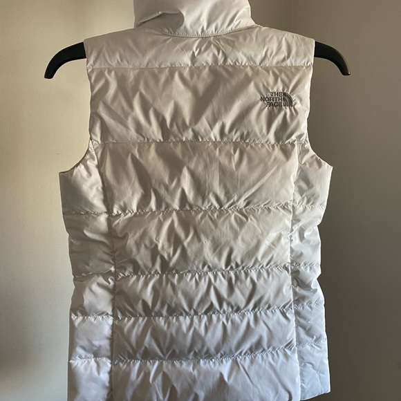 The Northface vest - Picture 2 of 4